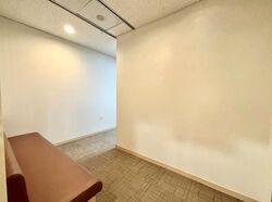 United Square (D11), Office #540842681